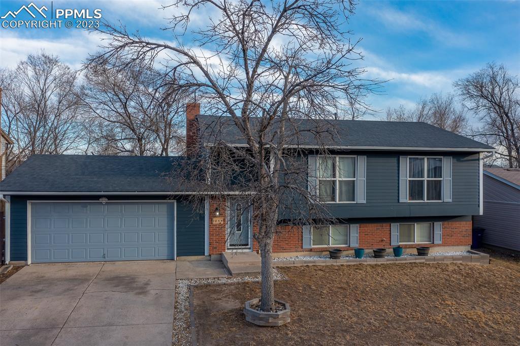 2855 Clarendon Dr., Colorado Springs, CO 80916