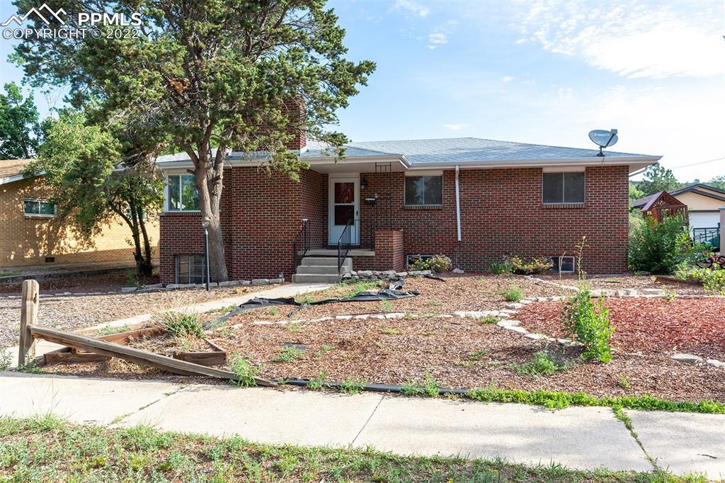 2602 Summit Dr., Colorado Springs, CO 80909