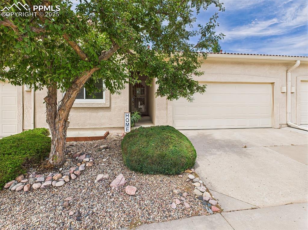8 Luxury Ln., Colorado Springs, CO 80921