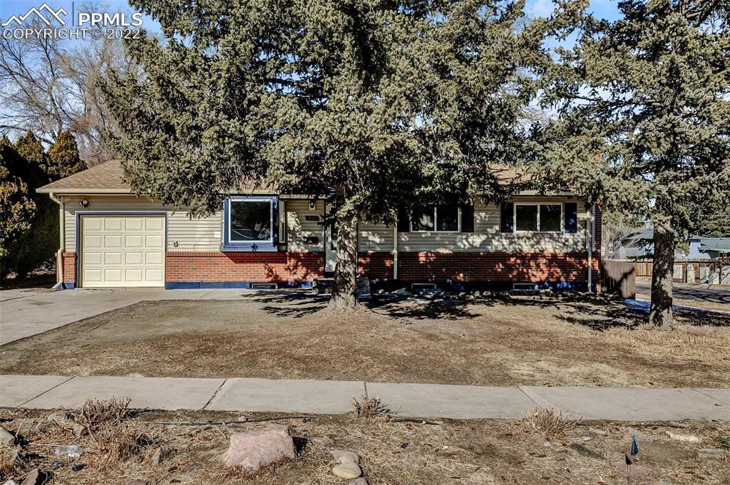 1202 Yosemite Dr., Colorado Springs, CO 80910