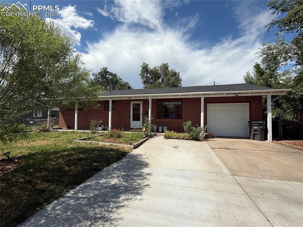 404 Kiva Rd., Colorado Springs, CO 80911
