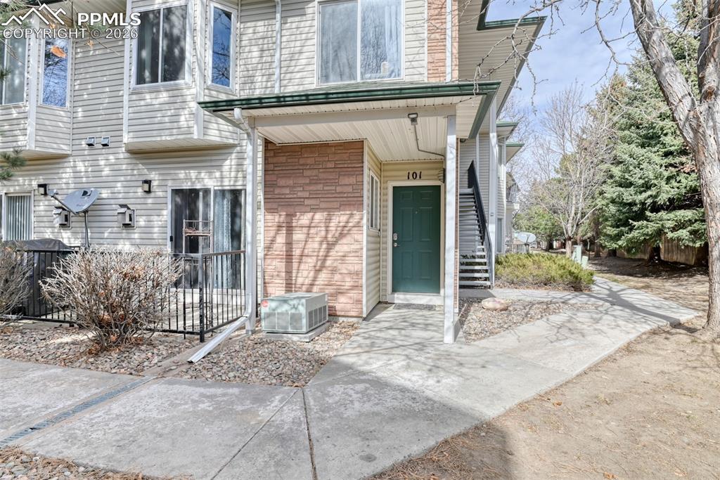 2095 Legacy Ridge View #101, Colorado Springs, CO 80910
