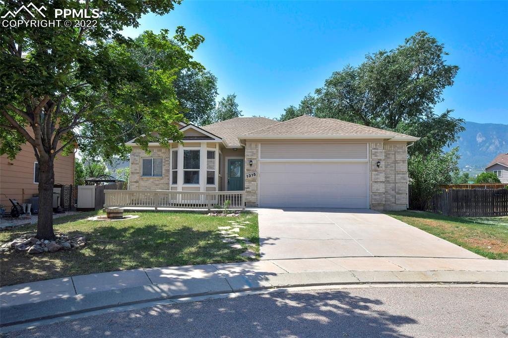 1315 Eastmeadow Ct., Colorado Springs, CO 80906