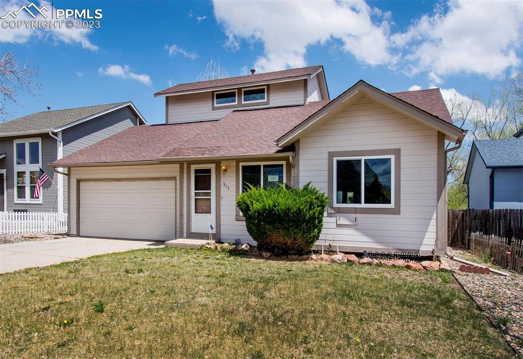 915 Greenbrier Dr., Colorado Springs, CO 80916