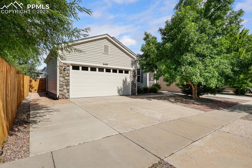 6469 Aquatic Cir., Colorado Springs, CO 80923