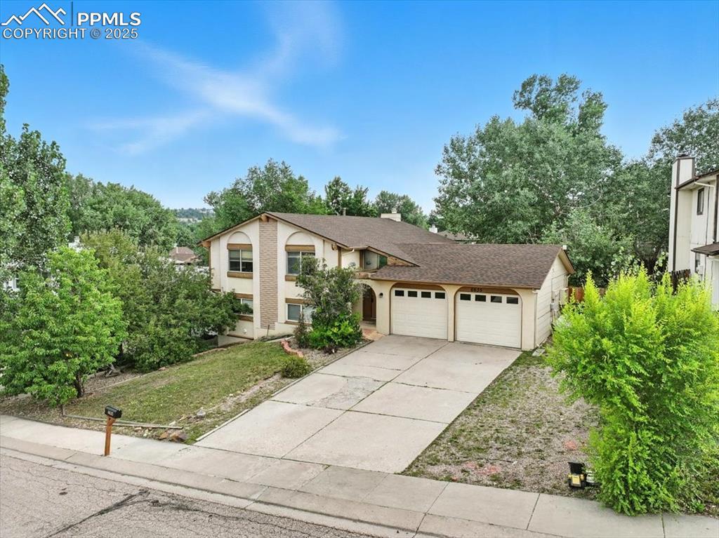 6635 Snowbird Dr., Colorado Springs, CO 80918