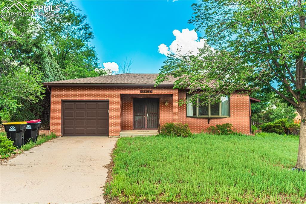 3803 Somerset Dr., Colorado Springs, CO 80907