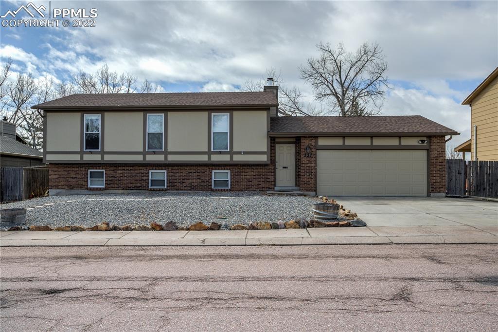 237 Saddlemountain Dr., Colorado Springs, CO 80919
