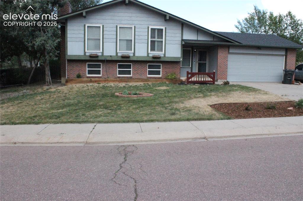 5055 Picket Dr., Colorado Springs, CO 80918
