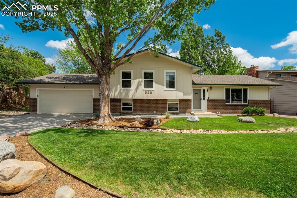 535 Silver Spring Cir., Colorado Springs, CO 80919