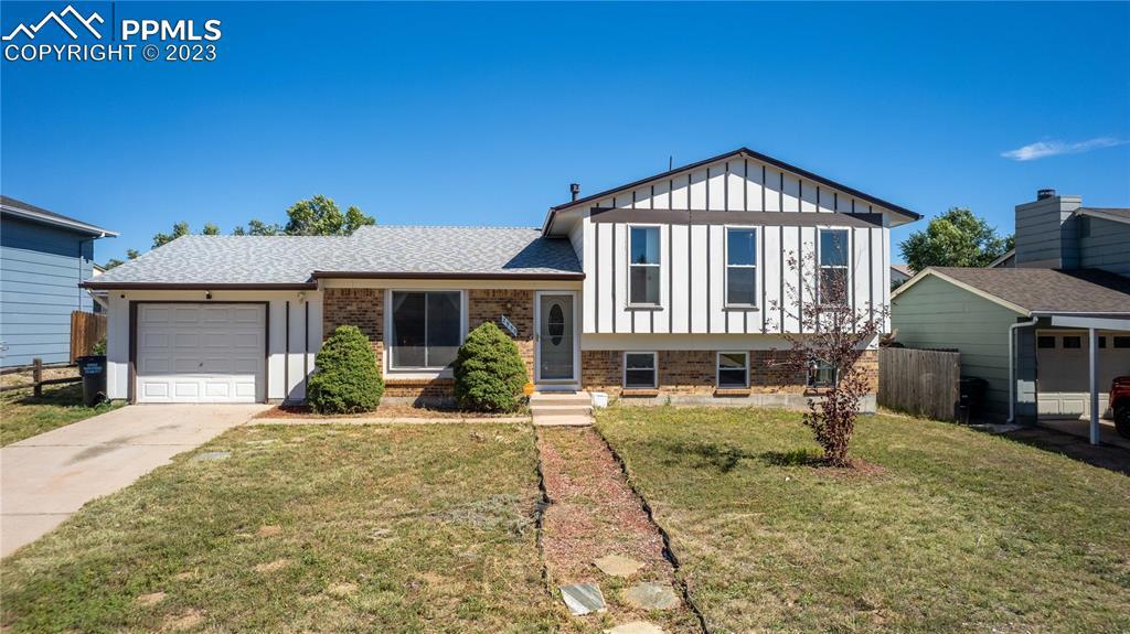 2933 Dickens Dr., Colorado Springs, CO 80916