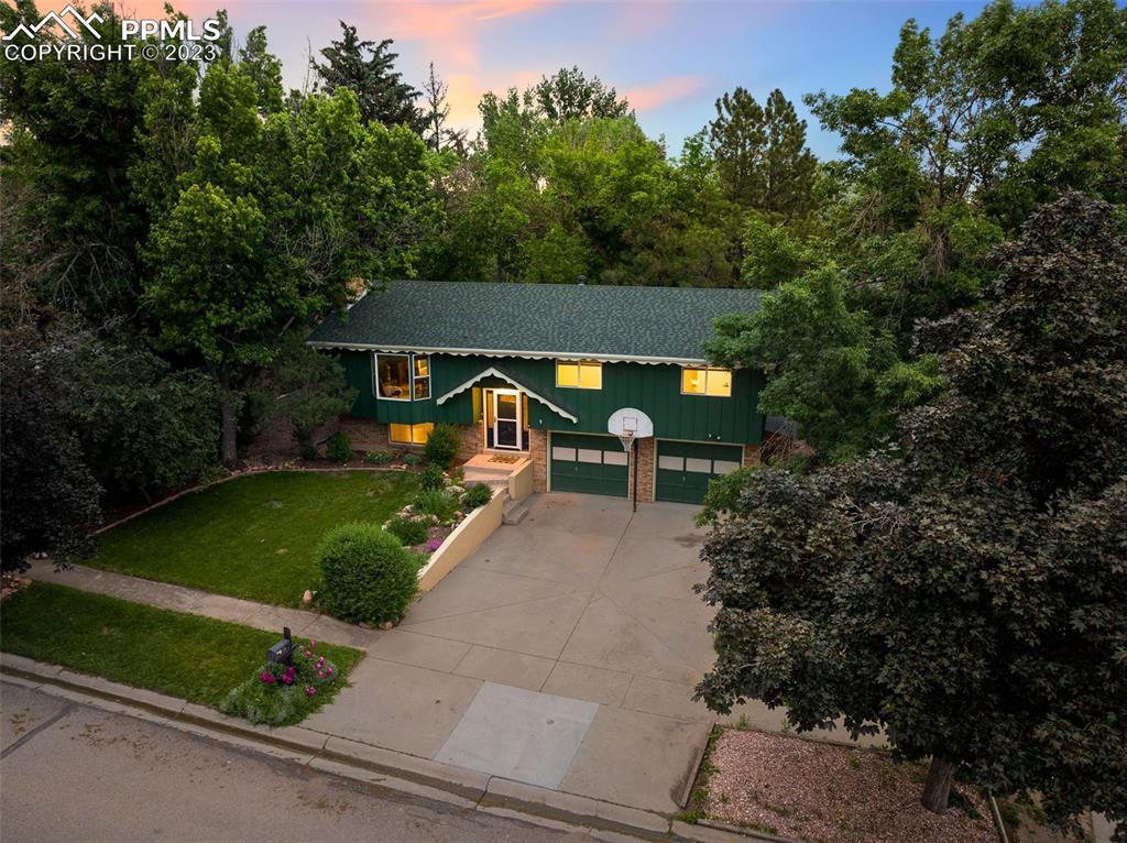 1009 Panorama Dr., Colorado Springs, CO 80904