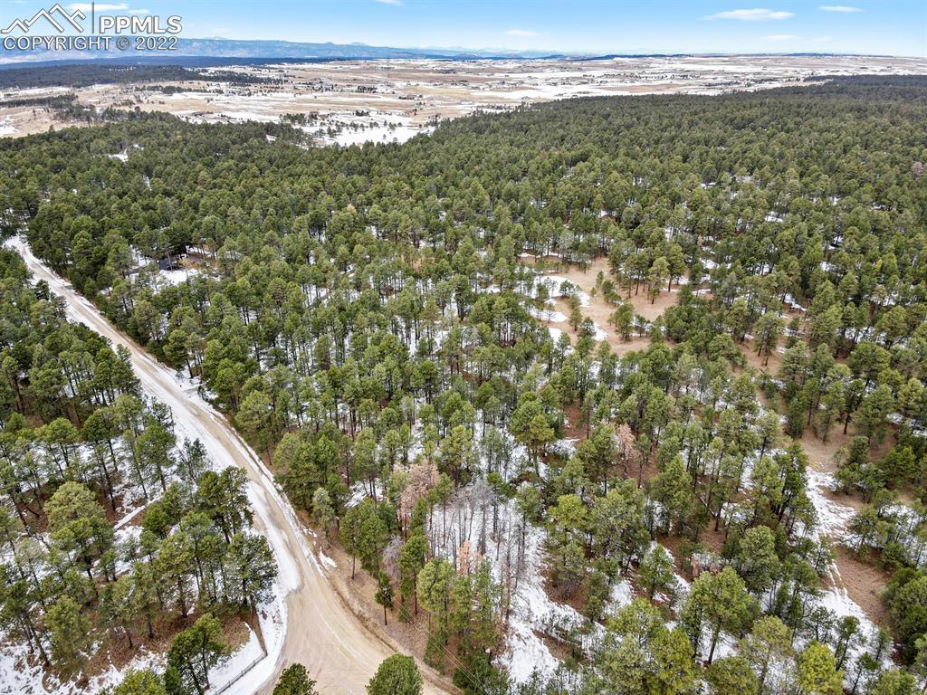 8075 Woodcrest Dr., Colorado Springs, CO 80908