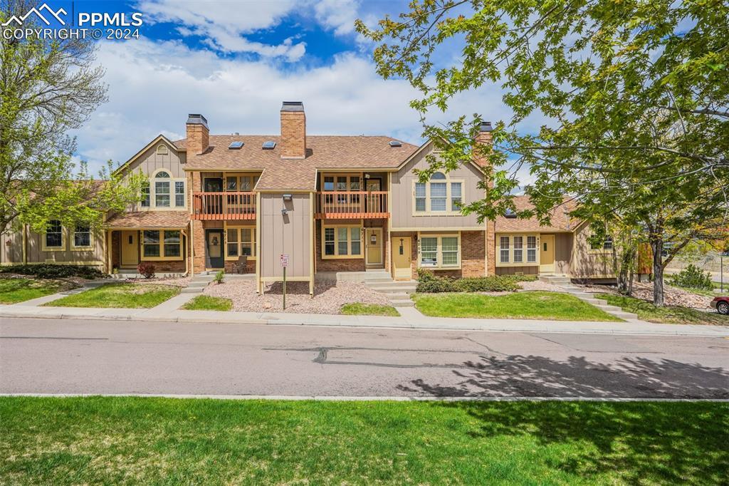 6713 Overland Dr., Colorado Springs, CO 80919