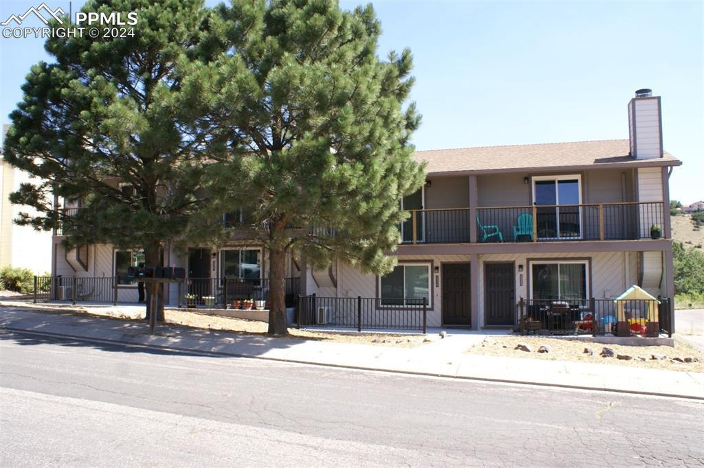 2325 Split Rock Dr., Colorado Springs, CO 80919