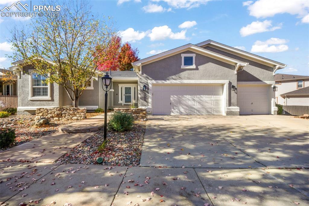 3215 Hollycrest Dr., Colorado Springs, CO 80920