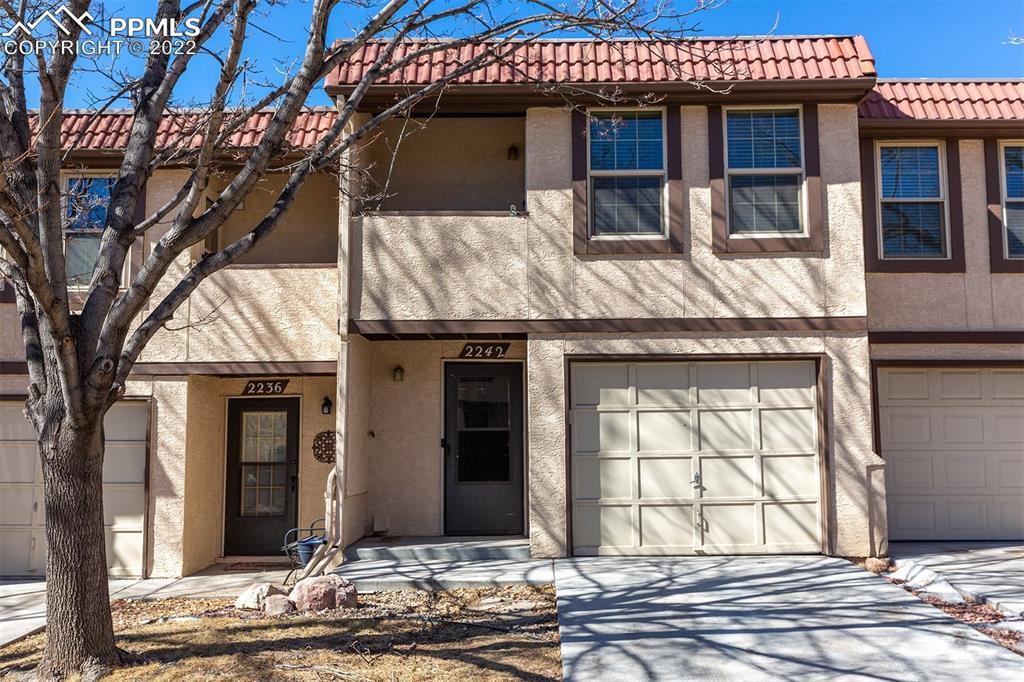 2242 Villa Rosa Dr., Colorado Springs, CO 80904