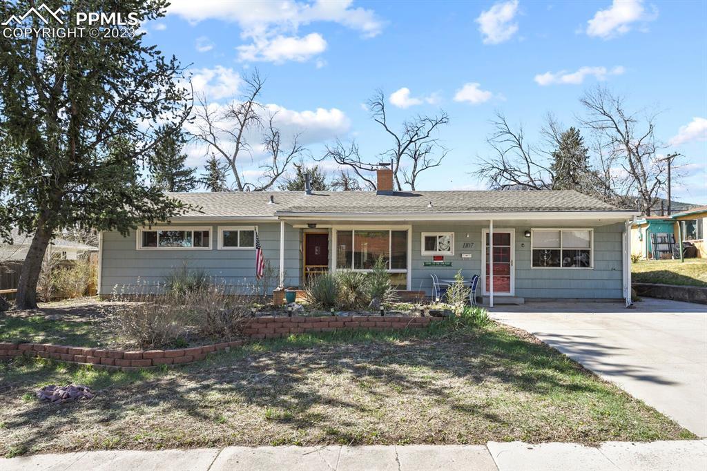 1107 Neptune Dr., Colorado Springs, CO 80905