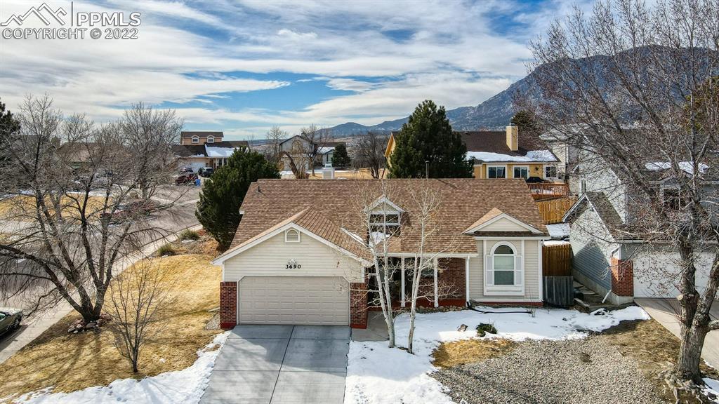 3690 Pennyroyal Ln., Colorado Springs, CO 80906
