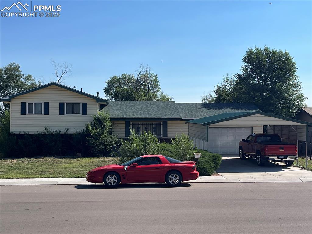 2910 Pinnacle Dr., Colorado Springs, CO 80910