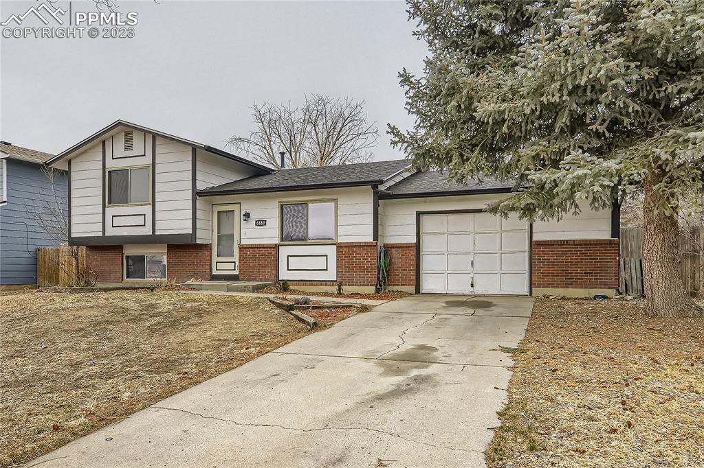 6880 Cedar Edge Dr., Colorado Springs, CO 80911