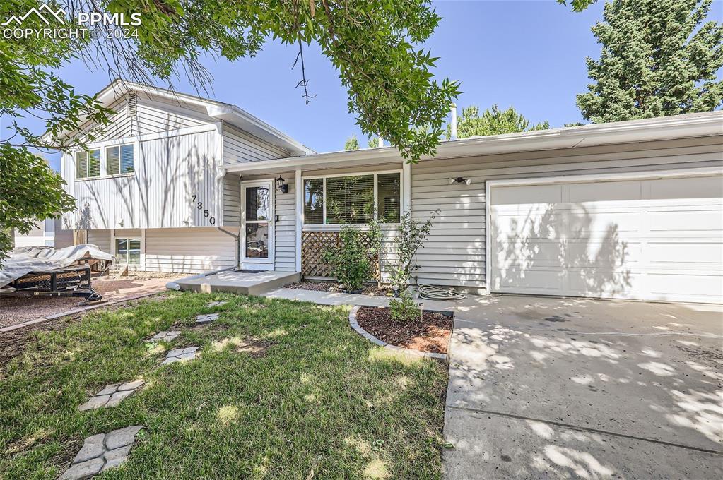 7350 Sneffels St., Colorado Springs, CO 80911