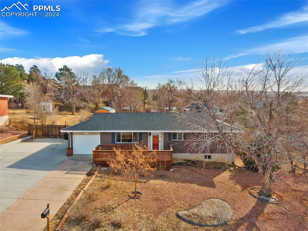 613 Crestridge Ave., Colorado Springs, CO 80906