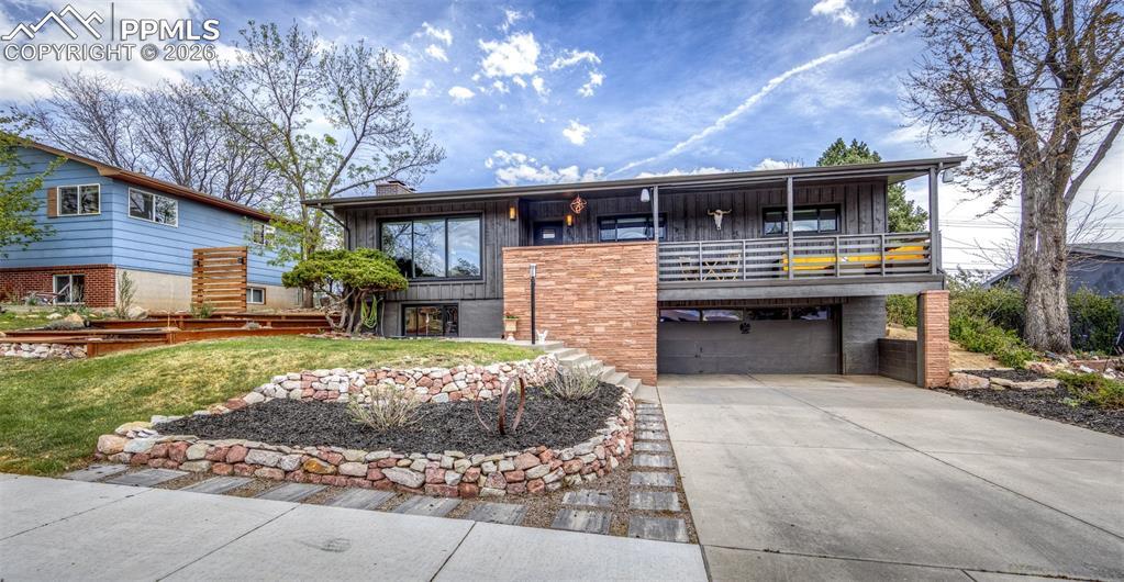 609 Pioneer Ln., Colorado Springs, CO 80904