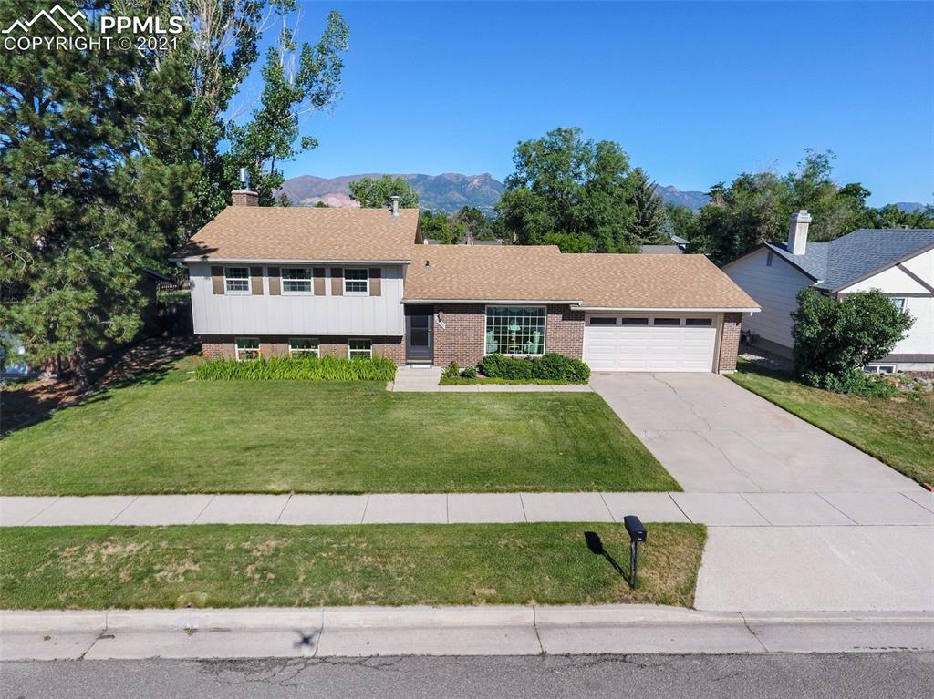 6520 Turret Dr., Colorado Springs, CO 80918