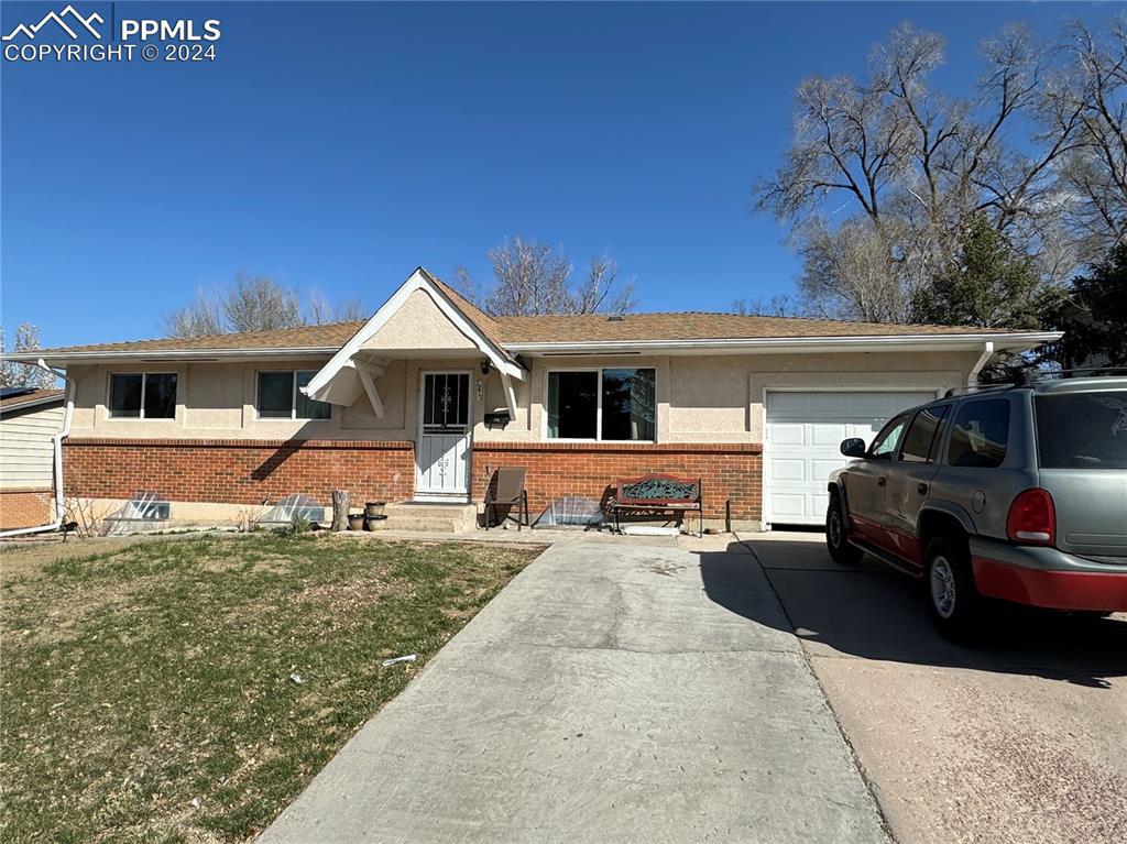 1211 Yosemite Dr., Colorado Springs, CO 80910
