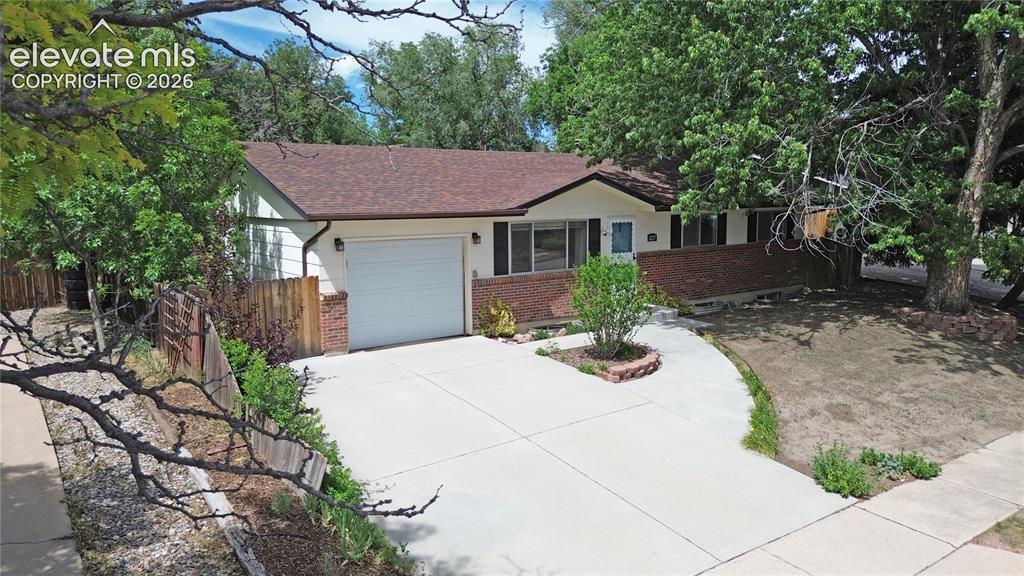 1227 Osgood Rd., Colorado Springs, CO 80915