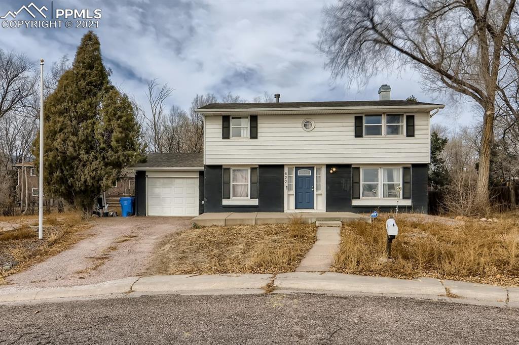 630 Dove Pl., Colorado Springs, CO 80906