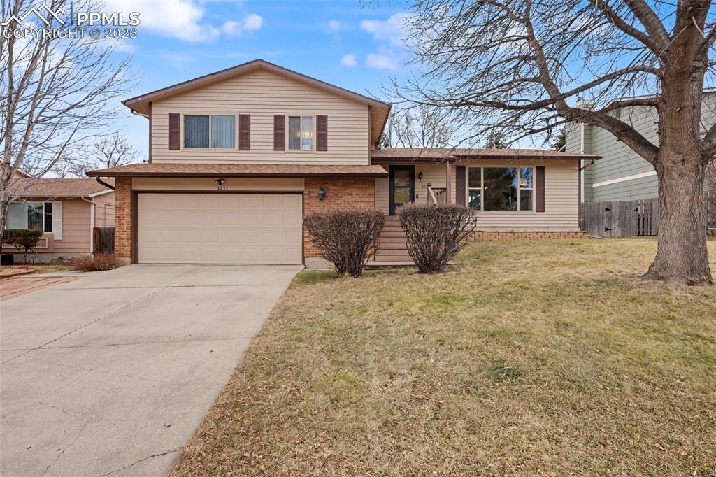 3235 Blue Mountain Way, Colorado Springs, CO 80906