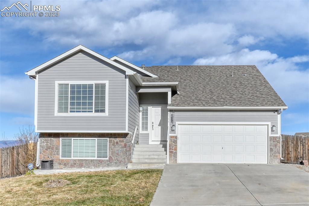 6711 Passing Sky Dr., Colorado Springs, CO 80911
