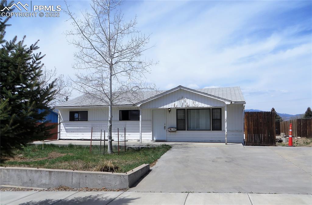 1614 Yuma St., Colorado Springs, CO 80909
