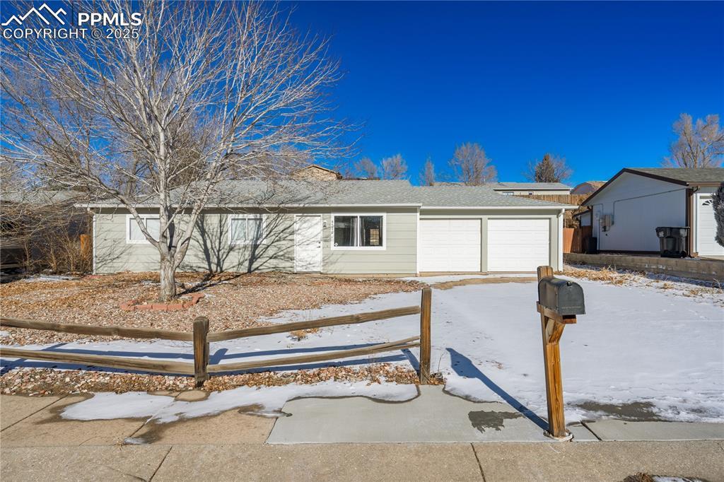 4570 Eastcrest Cir., Colorado Springs, CO 80916