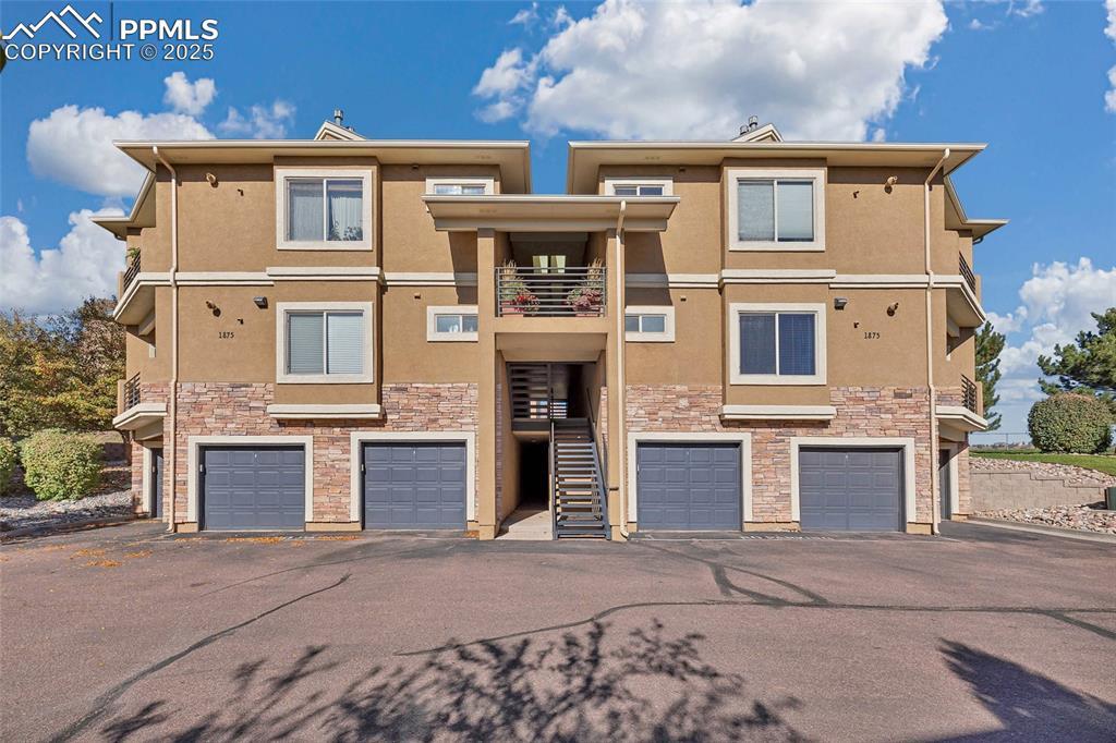 1875 Montura View #204, Colorado Springs, CO 80919