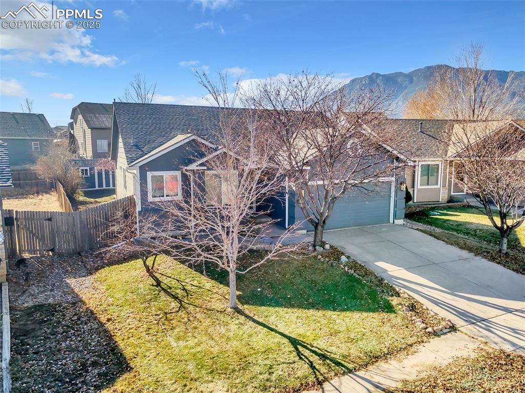 1573 S Canoe Creek Dr., Colorado Springs, CO 80906