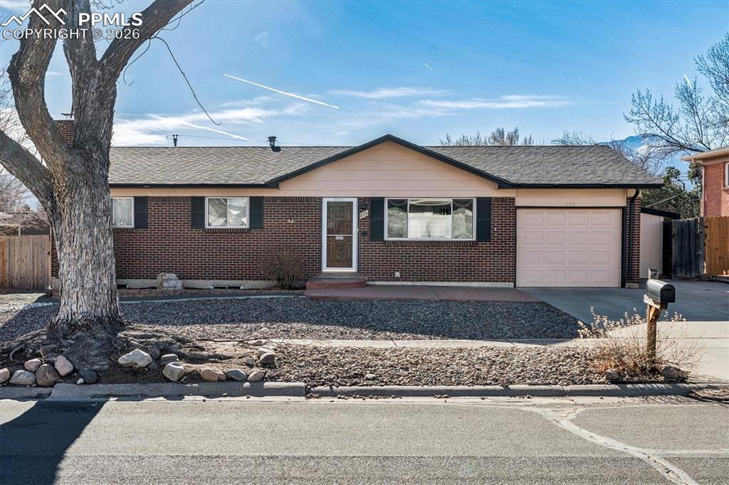 829 Dirksland St., Colorado Springs, CO 80907