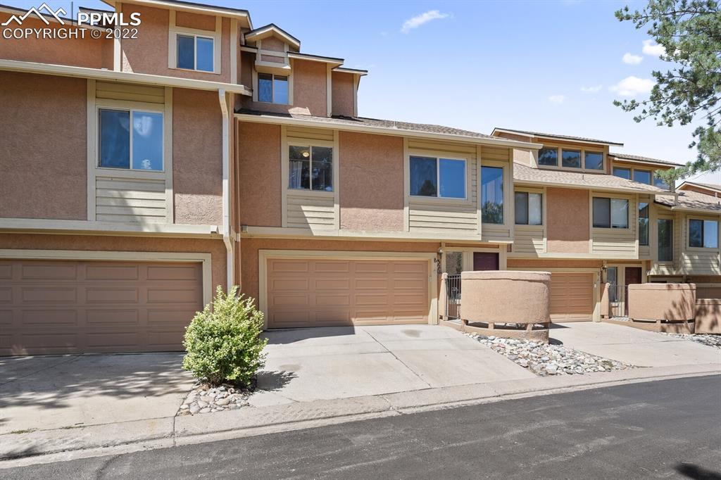 320 Autumn Ridge Cir. #B, Colorado Springs, CO 80906