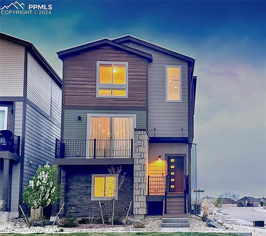 6826 Starry Night Ln., Colorado Springs, CO 80923
