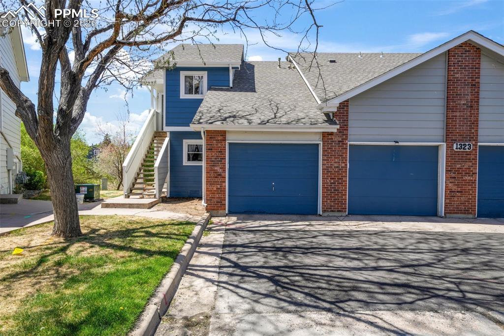 1323 S Cathay Ct. #202, Aurora, CO 80017