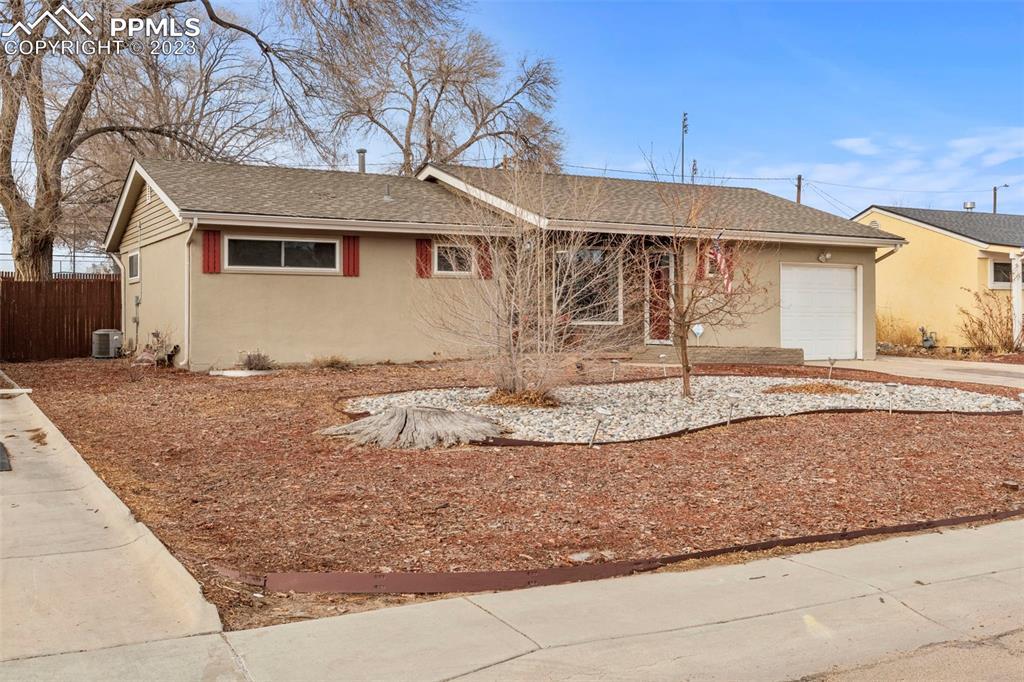724 Hackberry Dr., Colorado Springs, CO 80911