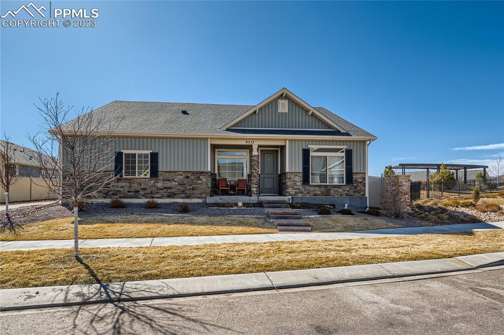 6513 Golden Briar Ln., Colorado Springs, CO 80927