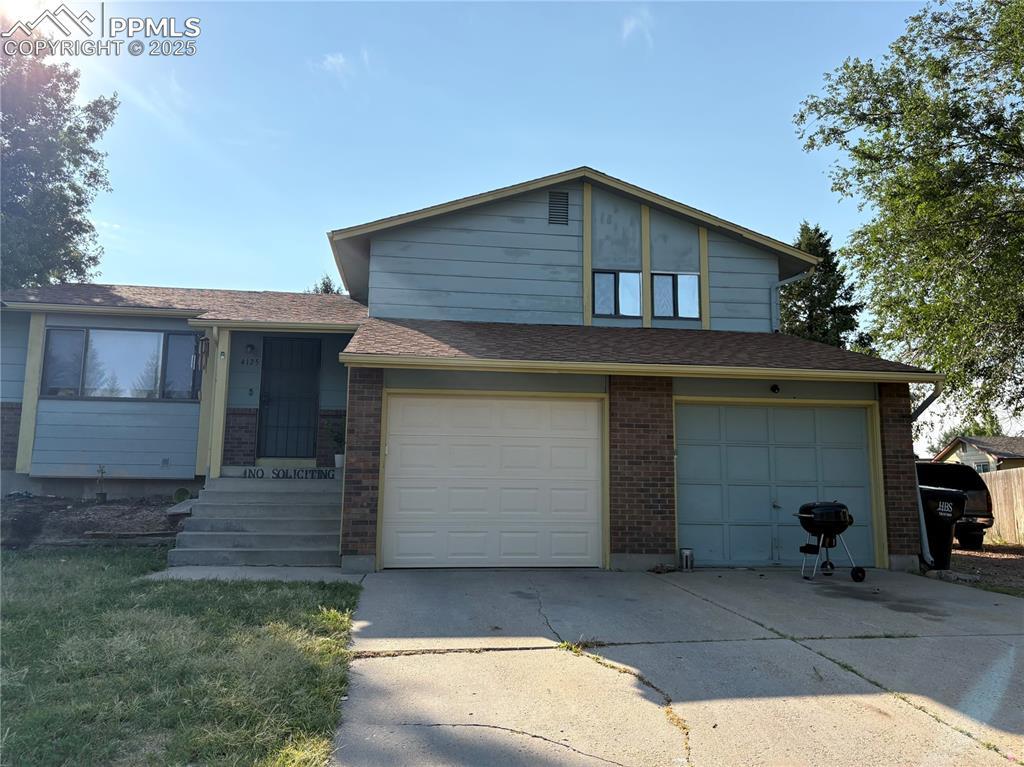 4125 Sandberg Dr., Colorado Springs, CO 80911