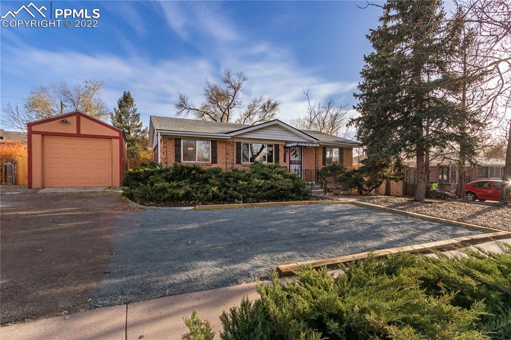 233 S Circle Dr., Colorado Springs, CO 80910