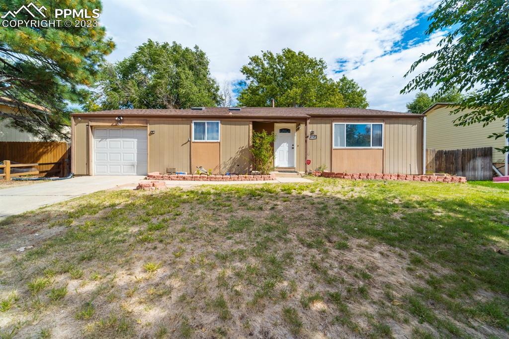 4719 Dover Dr., Colorado Springs, CO 80916