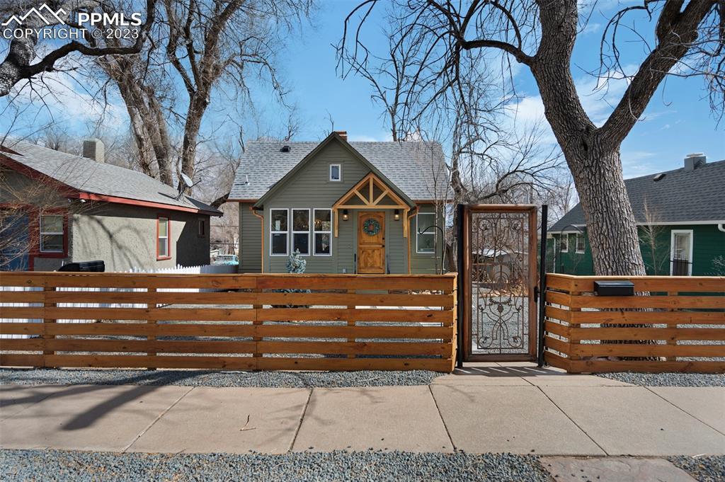 813 N Walnut St., Colorado Springs, CO 80905