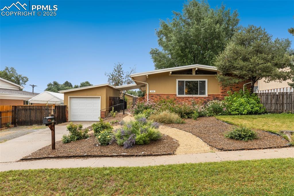 1433 Tweed St., Colorado Springs, CO 80909