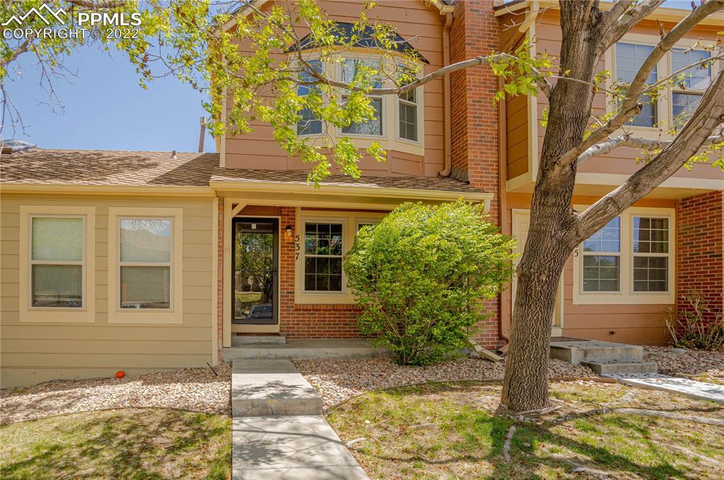 537 Rolling Hills Dr., Colorado Springs, CO 80919